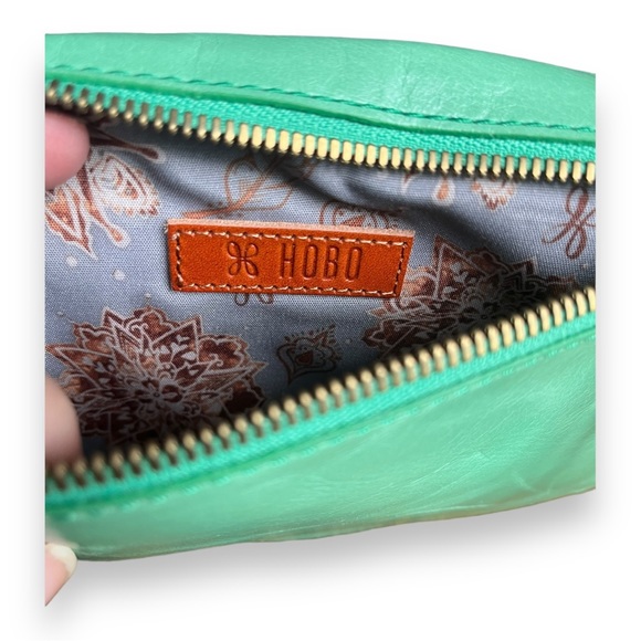 Hobo Saunter Leather Belt Bag Mint Green - Picture 6 of 14